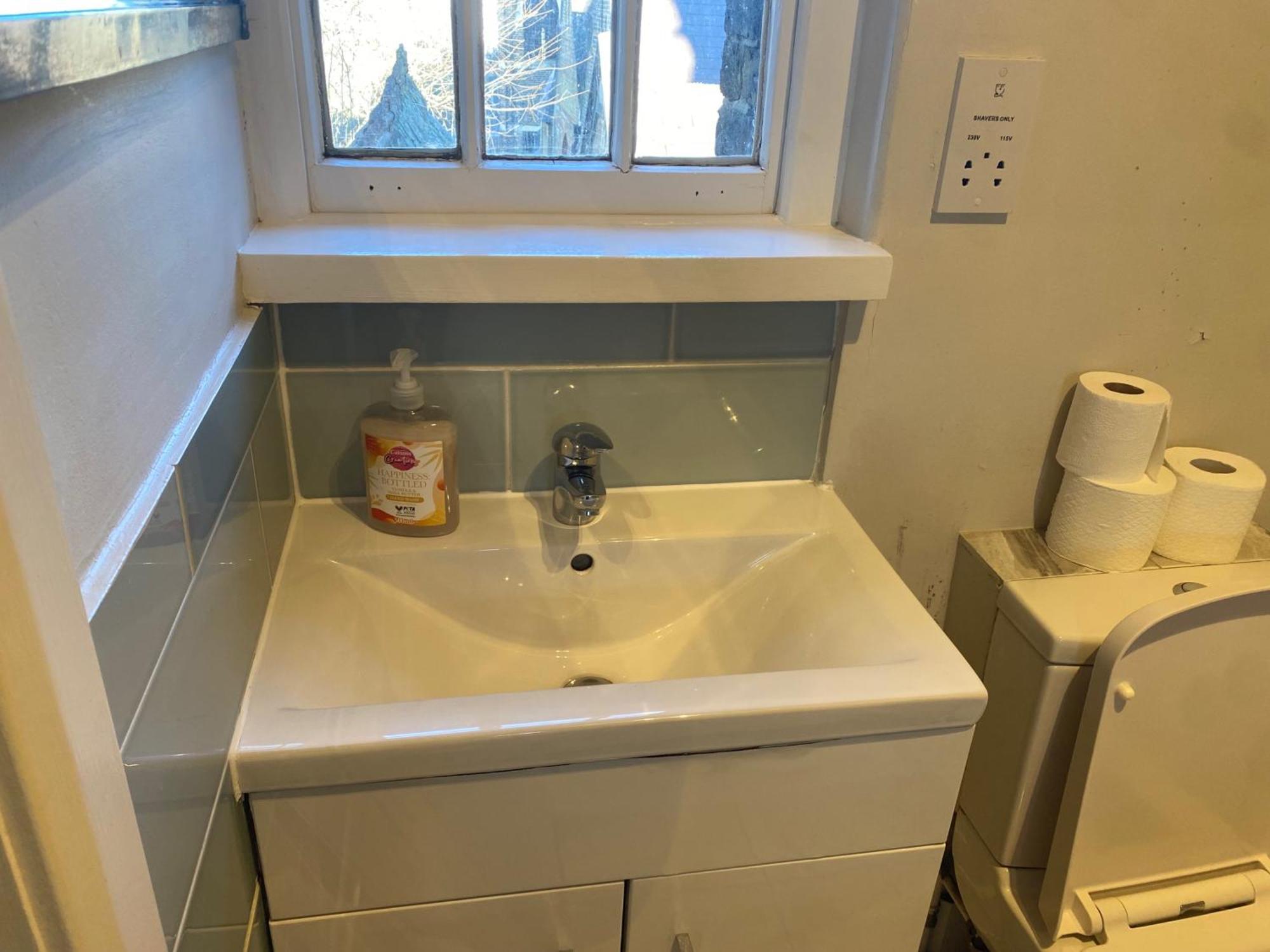 Apartamento Victorian Building - Sleeps 5 - Pet Friendly Londres Exterior foto